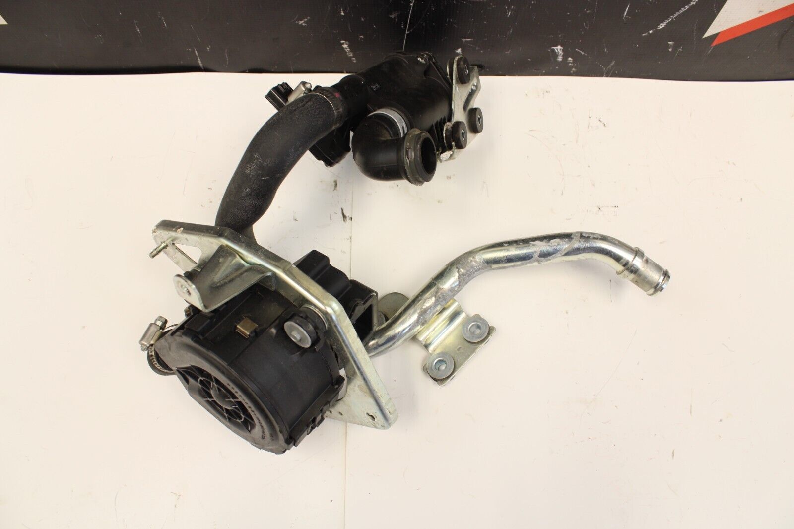 09-15 Nissan GTR R35 VR38 AWD Secondary Air Injection Smog Pump 14810JF03B OEM