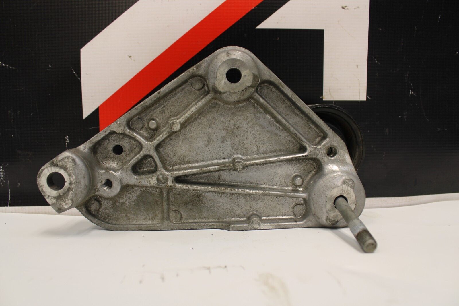 08-15 Mitsubishi Lancer Ralliart OEM Power Steering Pump With Pulley