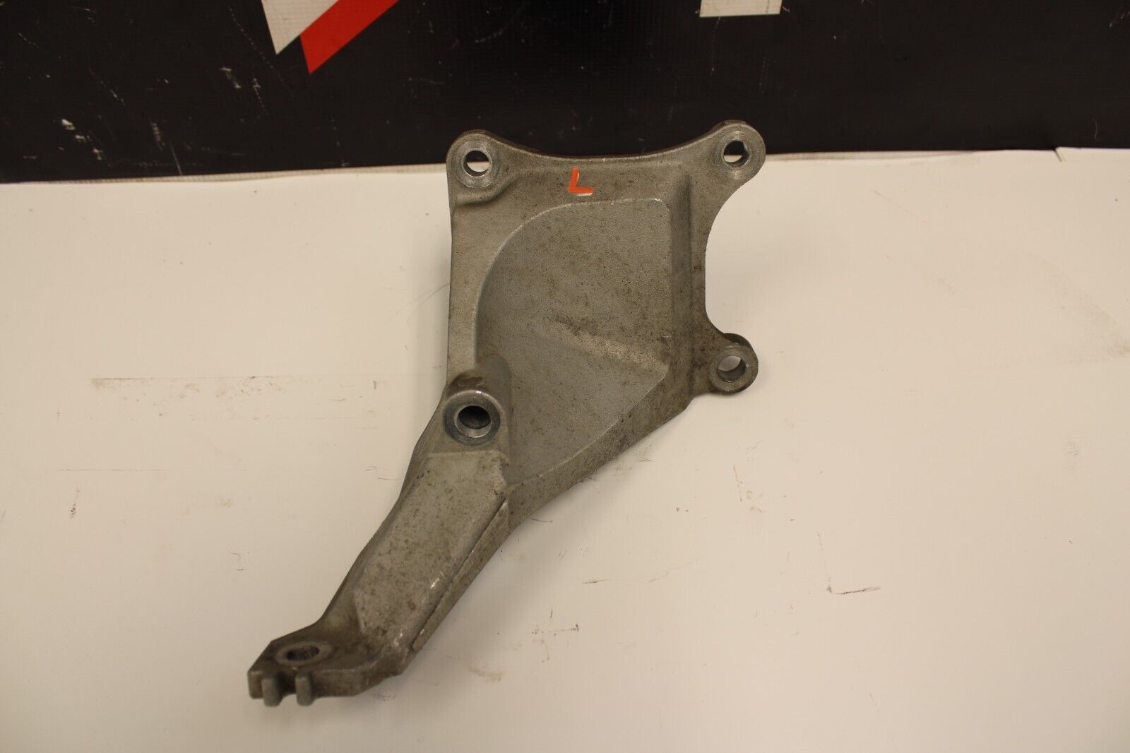 09-15 NISSAN GT-R GTR R35 VR38 ENGINE MOTOR MOUNT BRACKET Driver Left