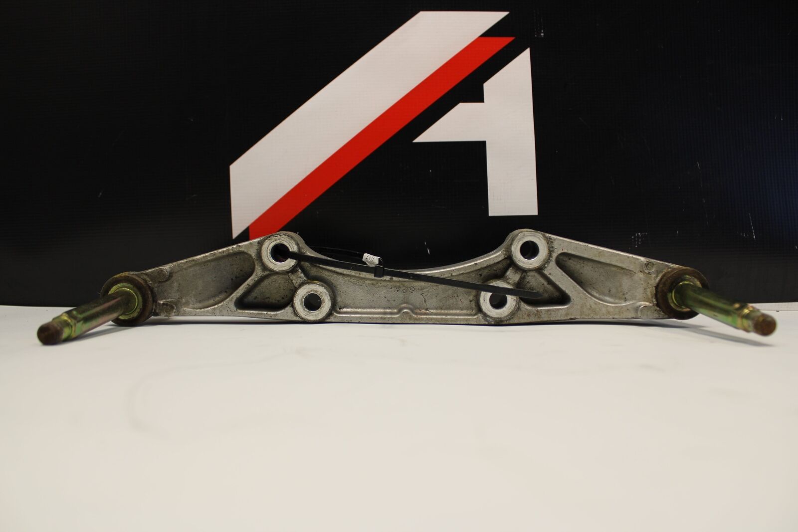 00-09 HONDA S2000 OEM FACTORY CENTER REAR DIFF BRACE COMPLETE STOCK