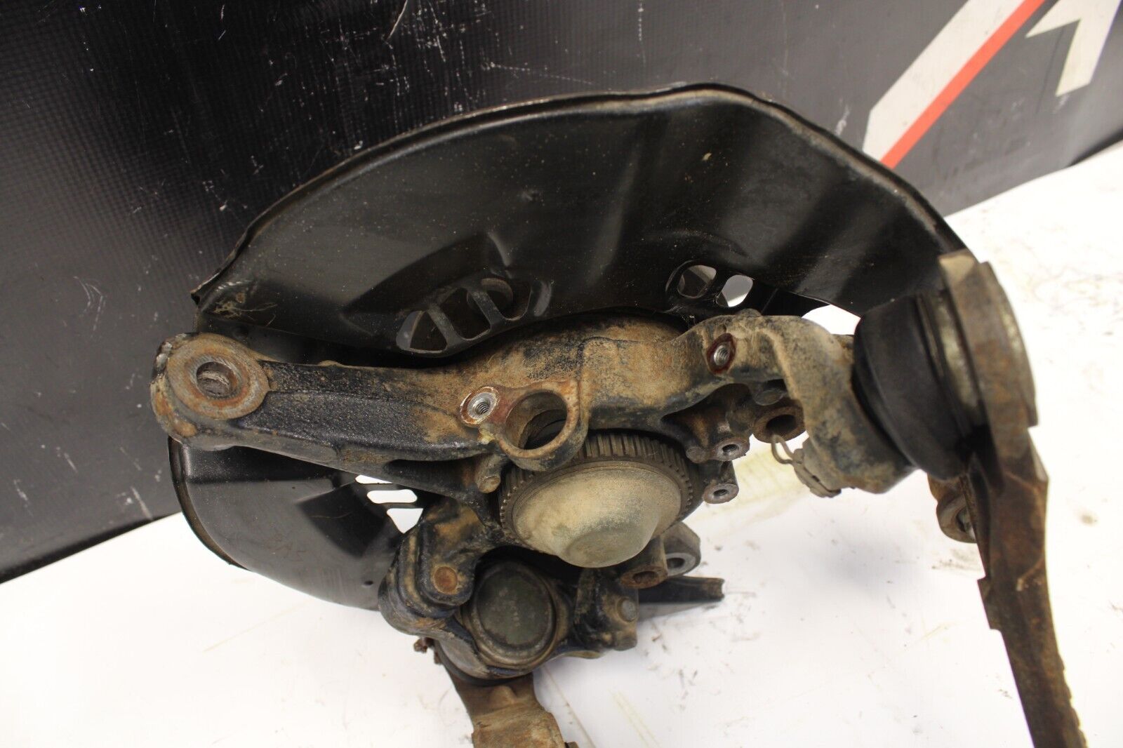 2000-2009 HONDA S2000 AP1 AP2 OEM FRONT RH PASSENGER KNUCKLE SPINDLE KNEE ASSY