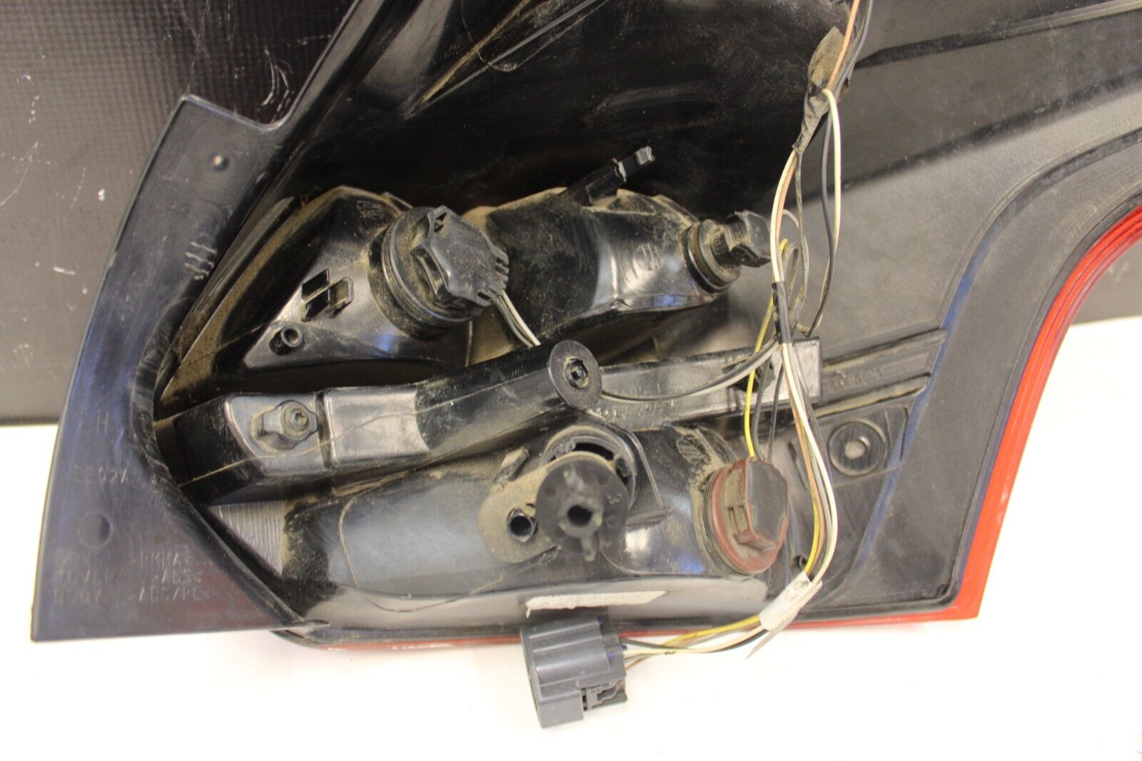 2013-2014 Ford Focus ST Hatchback Tail Light Pair