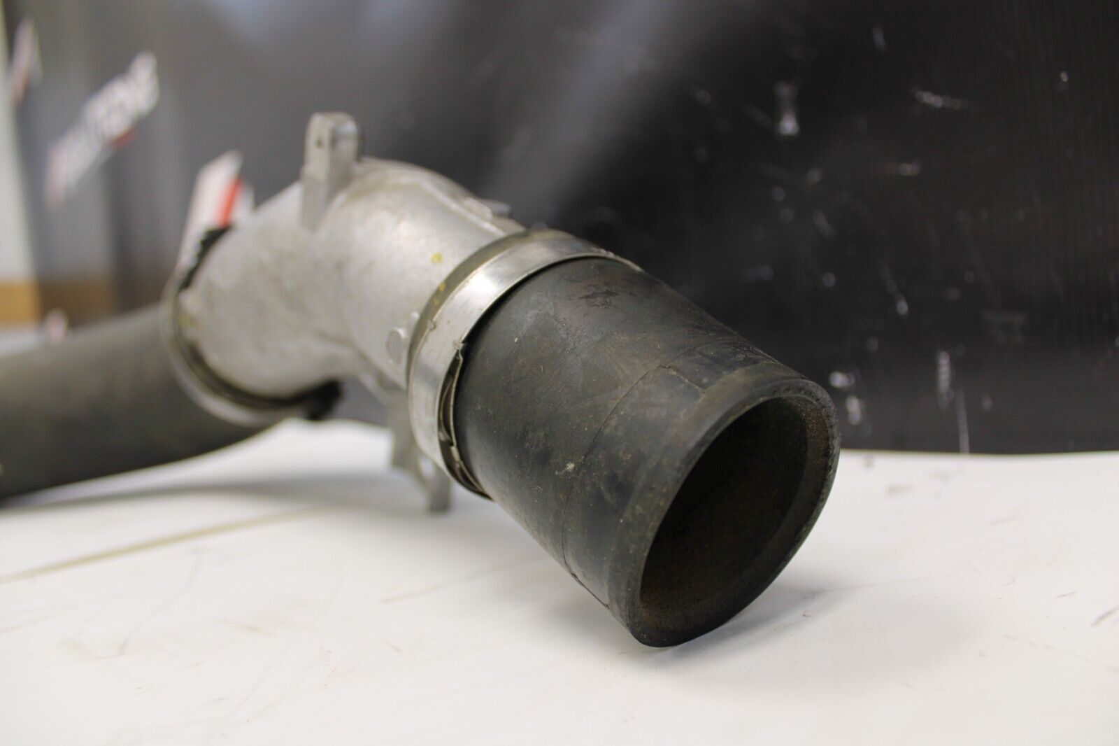 2010 NISSAN R35 GTR LH DRIVER TURBO INTERCOOLER CHARGE PIPE HOSE