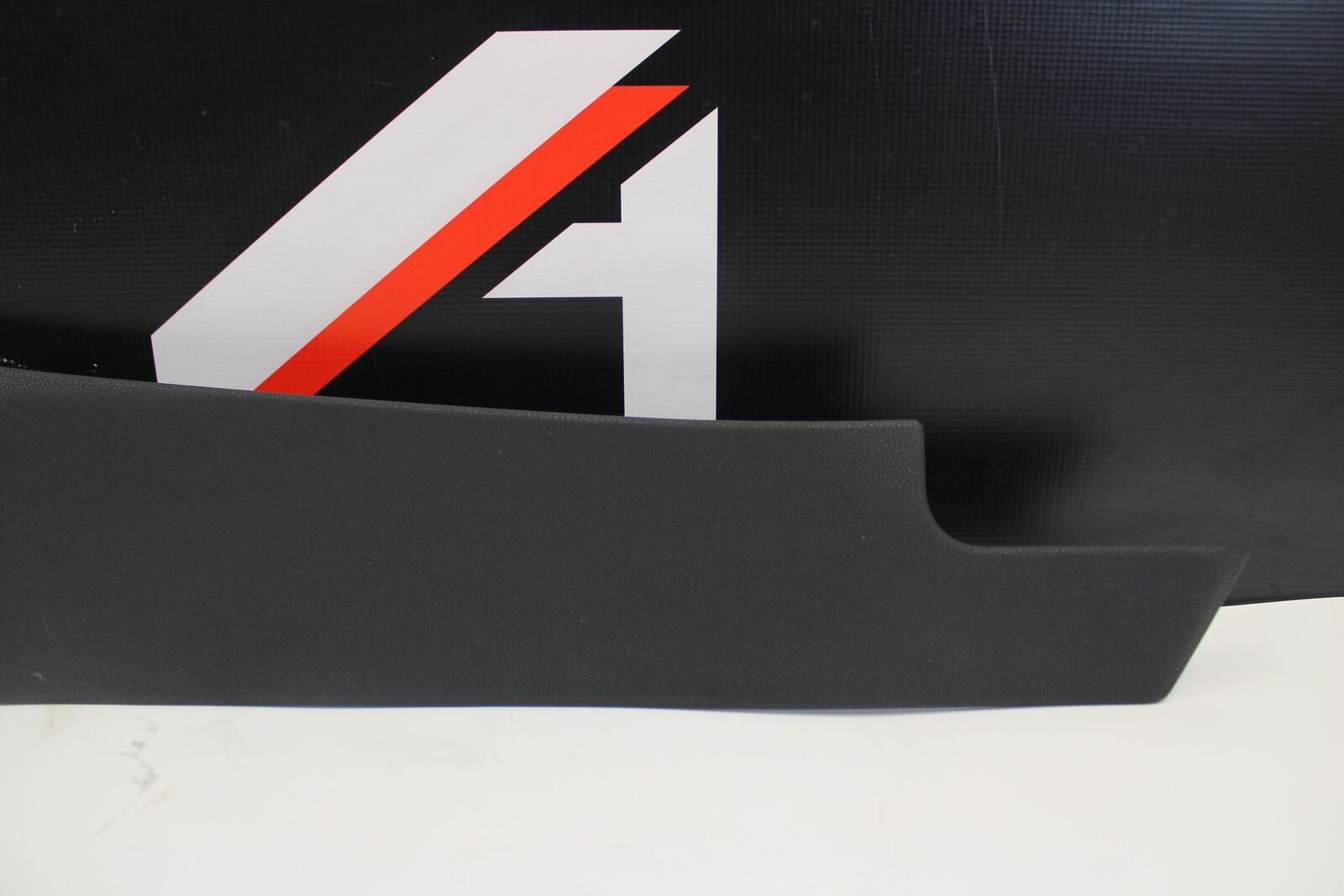 2014 Nissan GT-R RH Passenger Side Console Trim Panel 68134-Jf10