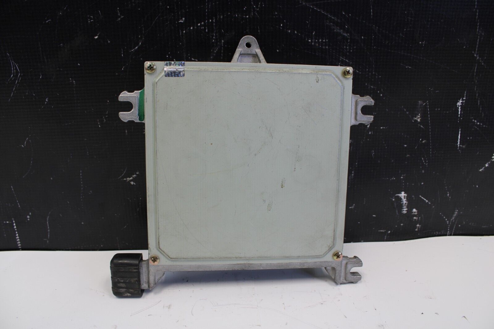 2004 HONDA S2000 AP2 OEM ECU ENGINE CONTROL UNIT USED 37820-PZX-A02