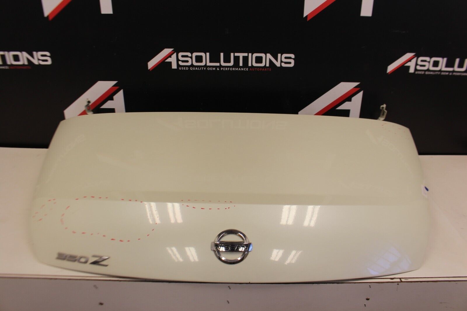 04-09 Nissan 350Z Convertible Trunk Lid OEM  WHITE