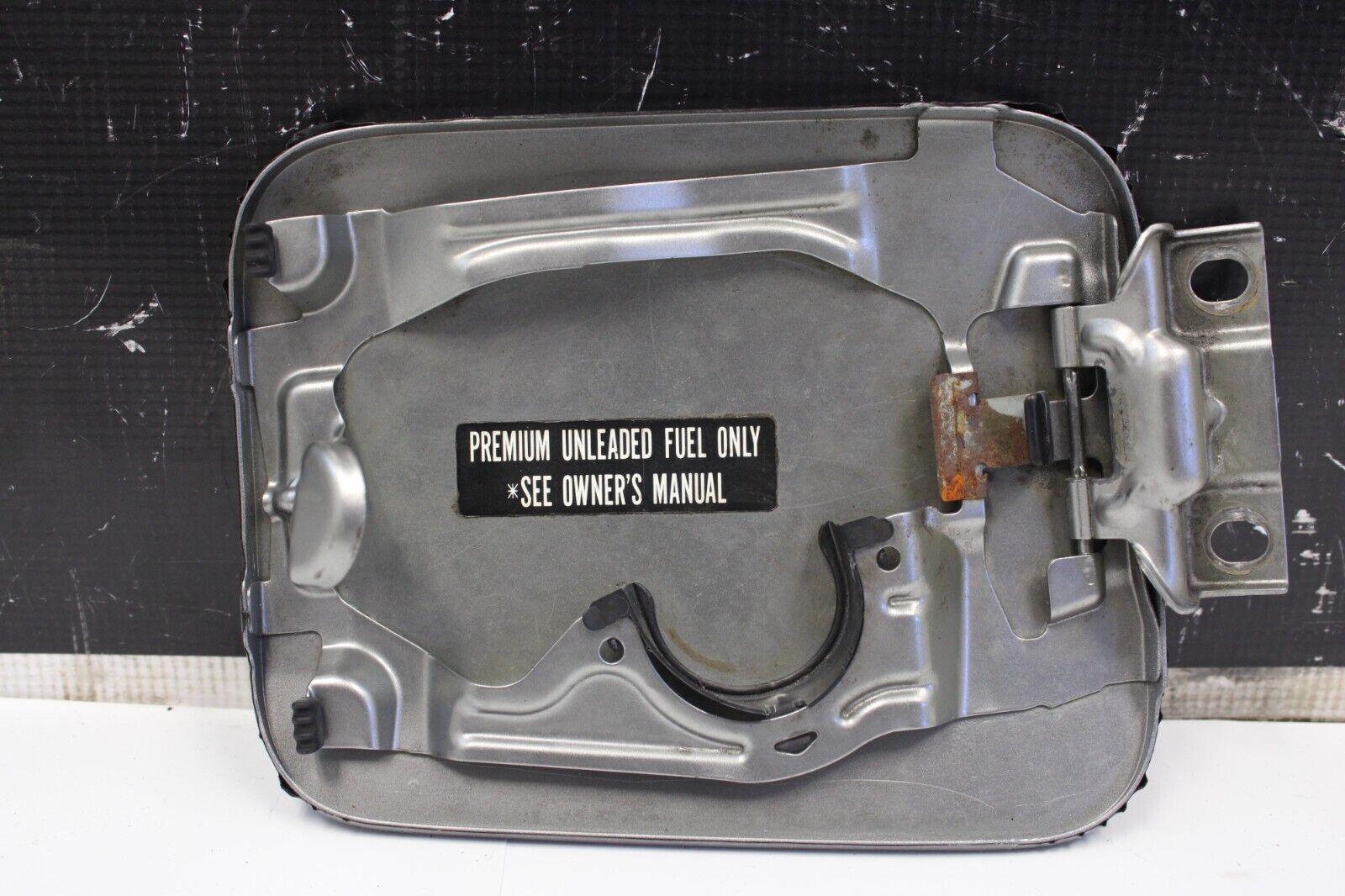 2000 HONDA S2000 AP1 OEM GAS DOOR FUEL DOOR USED