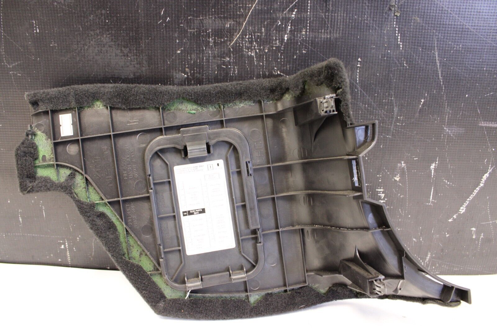 2009 NISSAN R35 GTR GT-R INTERIOR LOWER FUSE PANEL KICK CARPET COVER 66901 JF10A