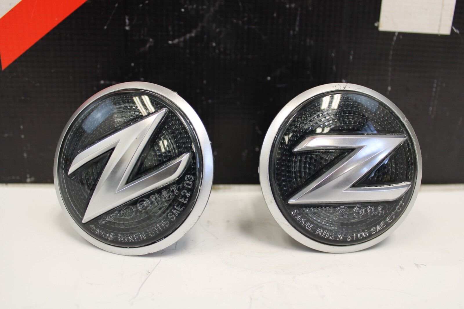 2016 NISSAN 370Z Fender Emblems Both Sides L&R
