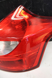 2013-2014 Ford Focus ST Hatchback Tail Light Pair