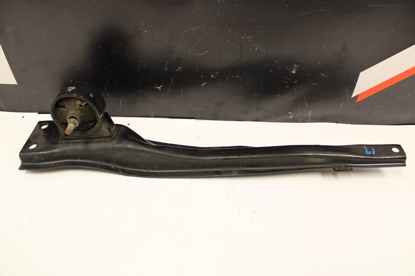 08-15 MITSUBISHI EVOLUTION EVO X FRONT SUBFRAME TRANSMISSION MOUNT BRACKET OEM