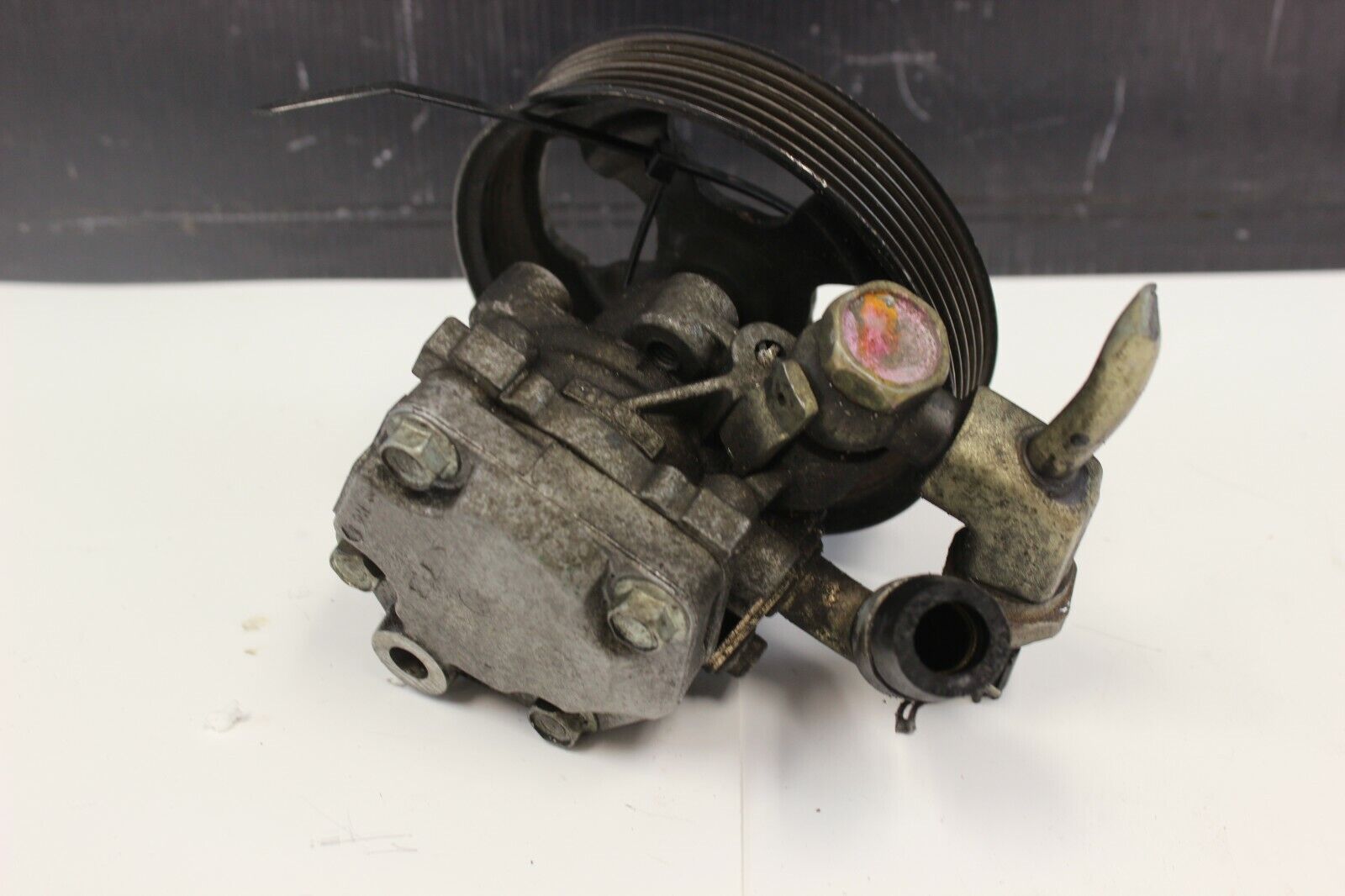 03-06 Infiniti G35 Coupe Power Steering Pump With Pulley OEM