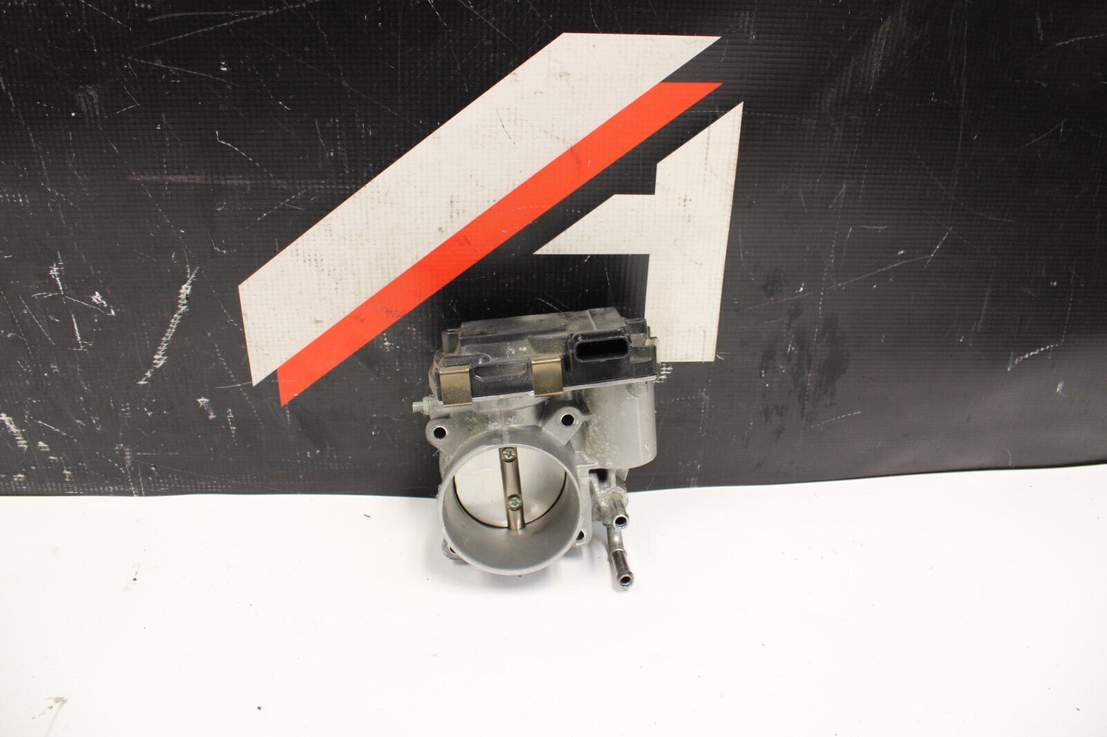 2017-2020 INFINITI Q60 Coupe Throttle Body 3.0L VR30DDTT