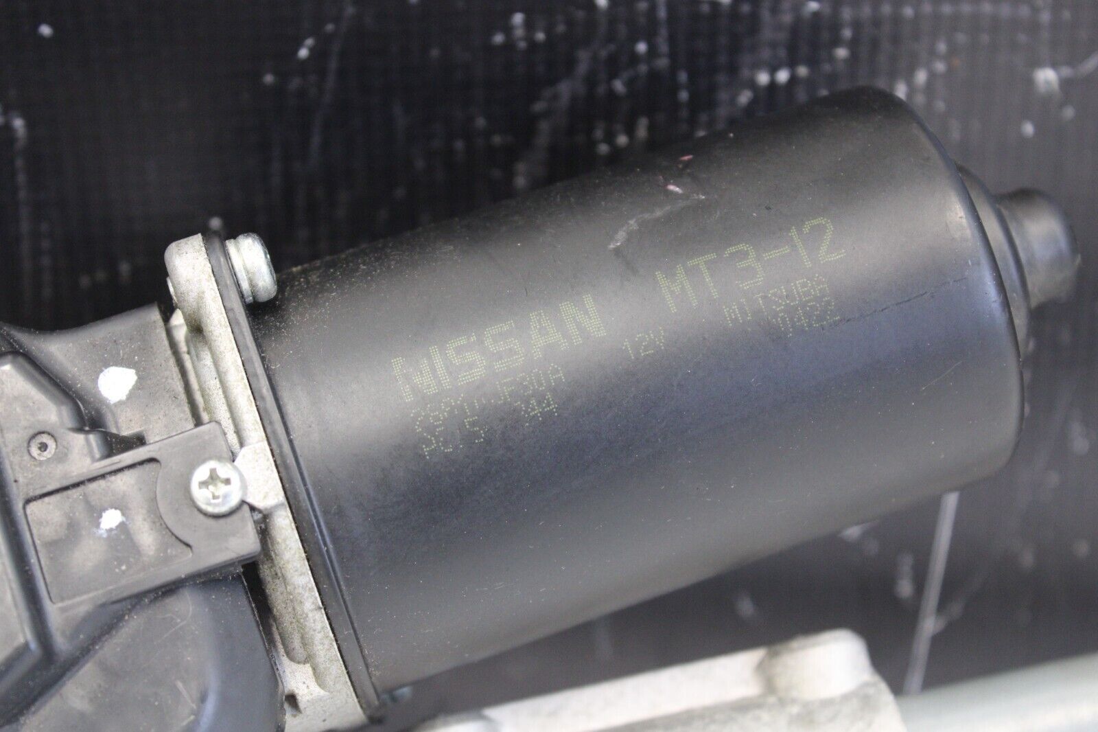 2013 NISSAN R35 GTR DBA WINDSHIELD WIPER MOTOR LINKAGE ASSEMBLY OEM