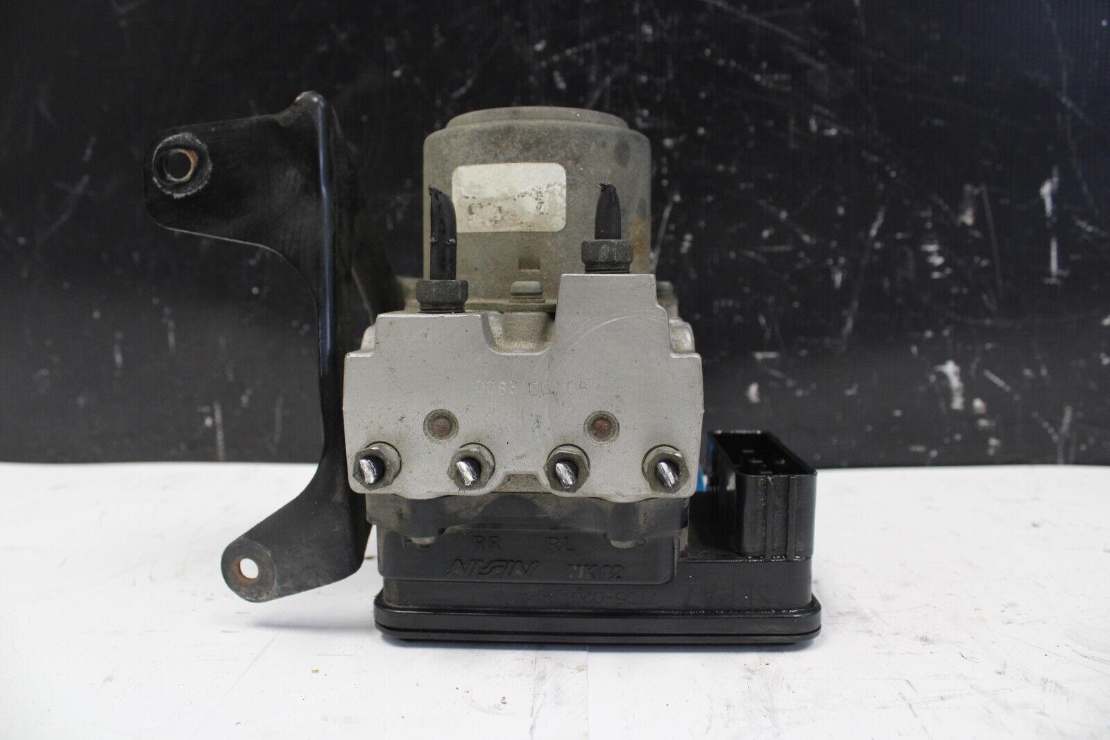 07-08 ACURA TL TYPE-S - ABS PUMP ACTUATOR VSA MODULATOR - AUTO TRANS - OEM