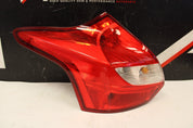 2013-2014 Ford Focus ST Hatchback Tail Light Pair