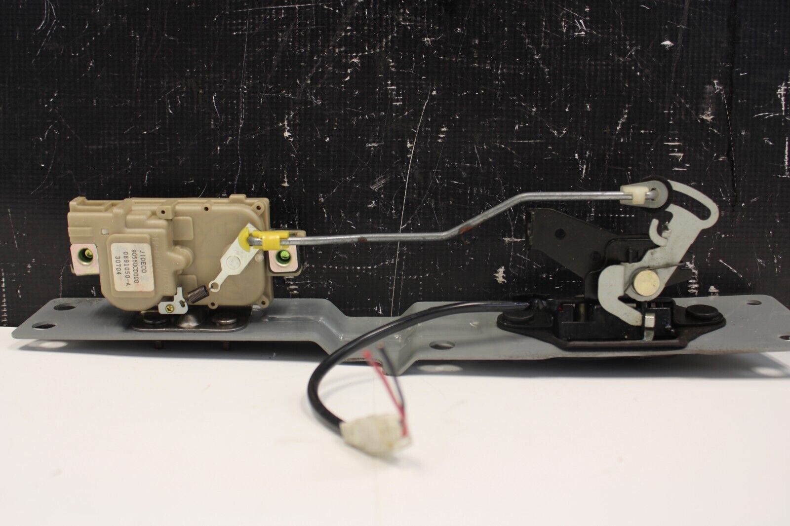 2003-2008 Nissan 350Z Rear Trunk Latch Lock Actuator Assembly OEM