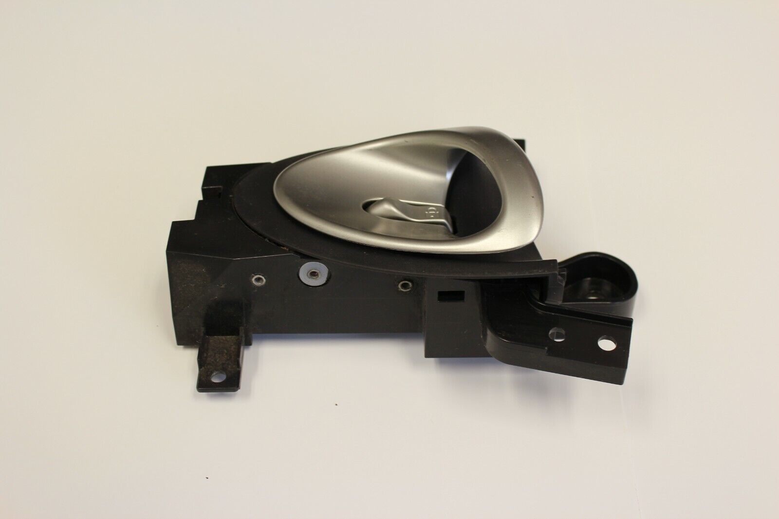 2009-2019 Nissan 370Z Driver side interior door handle LH