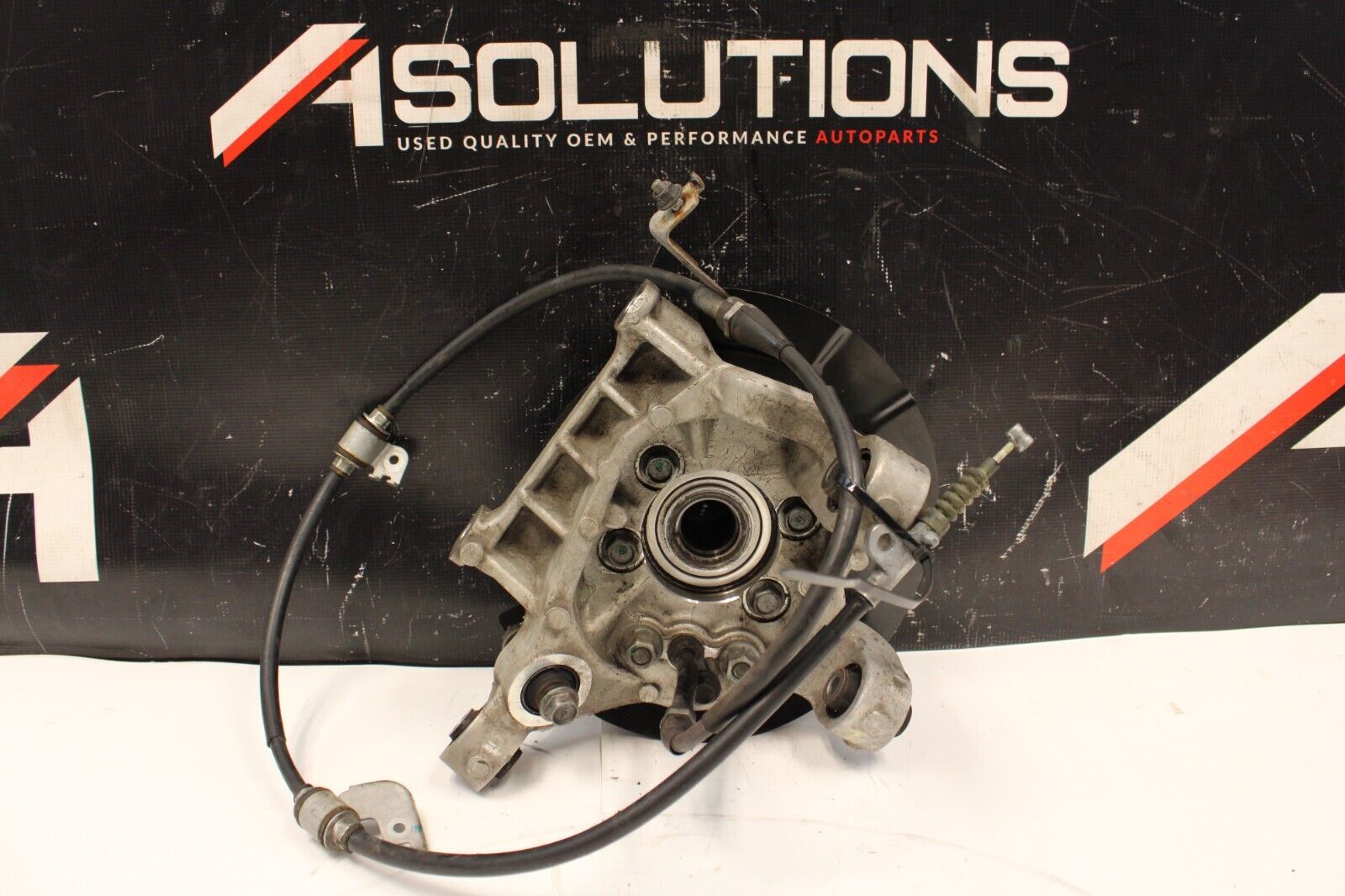 2014 Nissan R35 GT-R GTR Right Passenger Rear Knuckle OEM