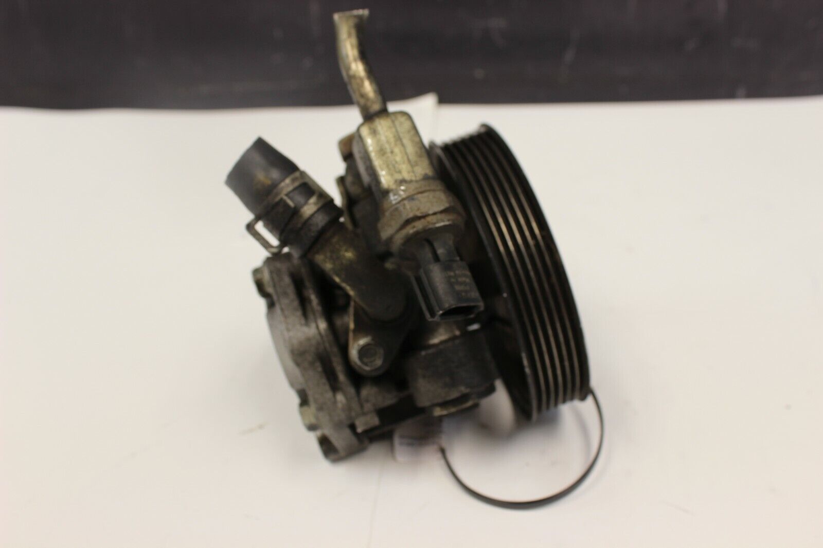 03-06 Infiniti G35 Coupe Power Steering Pump With Pulley OEM