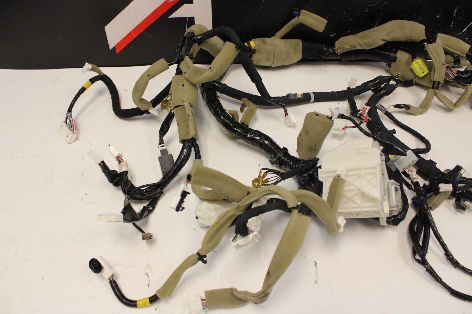 2013 NISSAN GT-R R35 PREMIUM VR38 3.8L OEM DASH DASHBOARD FIREWALL HARNESS