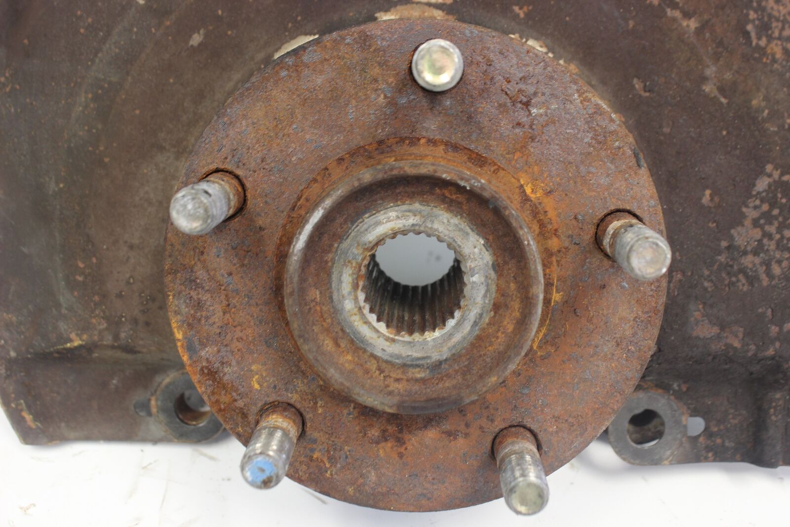 03-06 Mitsubishi Lancer Evolution 8 9 Evo 8 Front Driver Side Hub Spindle