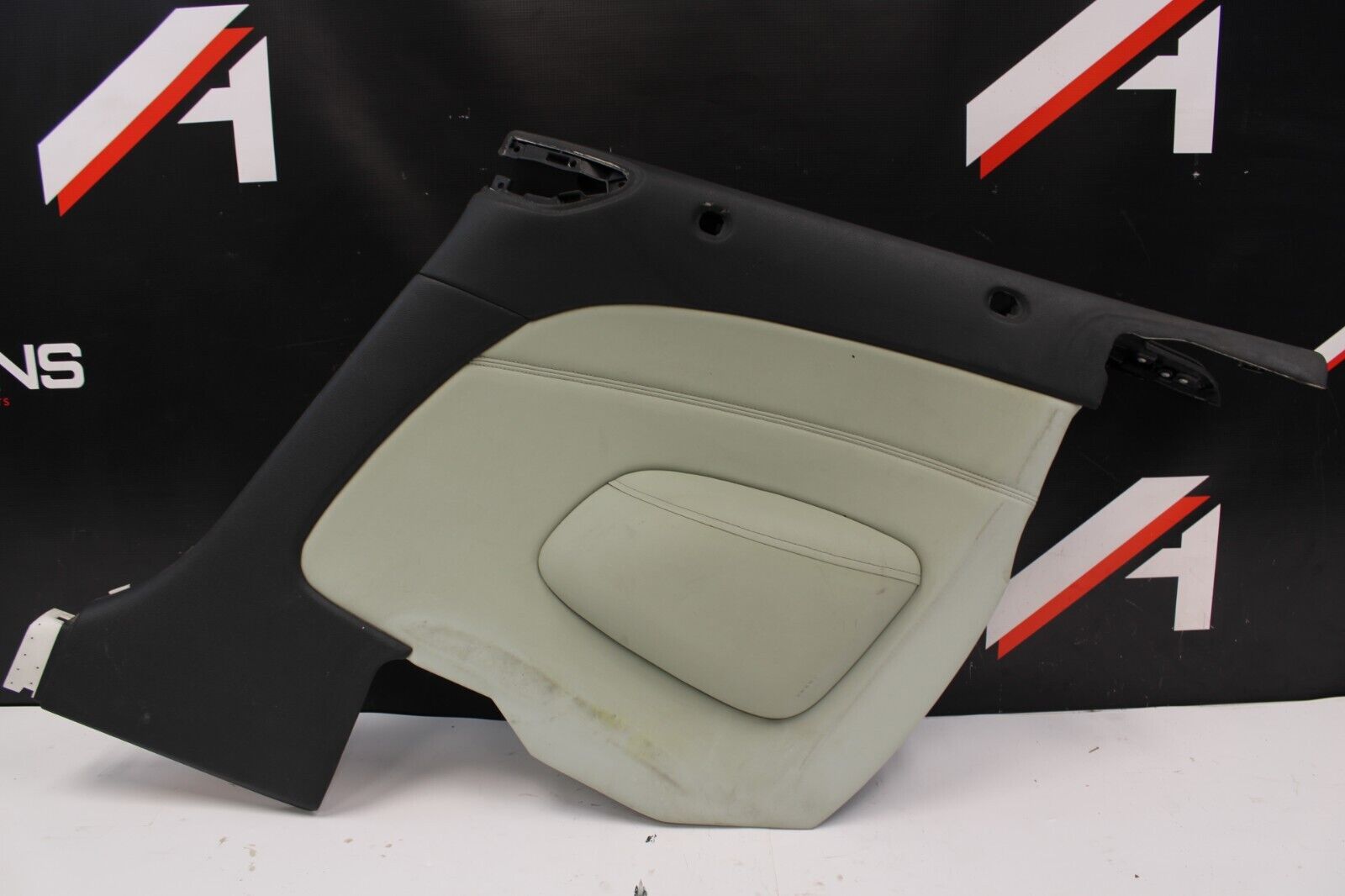 2012 Infiniti G37 Convertible Rear Right Passenger Quarter Cover Panel Trim