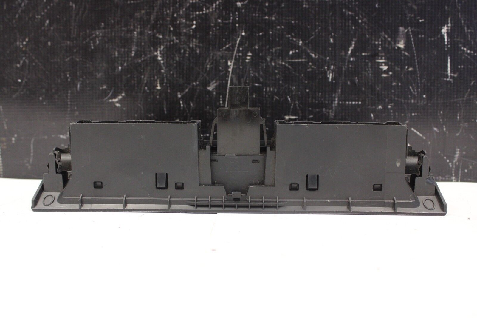 2000-2008 HONDA S2000 AP1 AP2 OEM CENTER DASHBOARD RADIO DOOR COVER