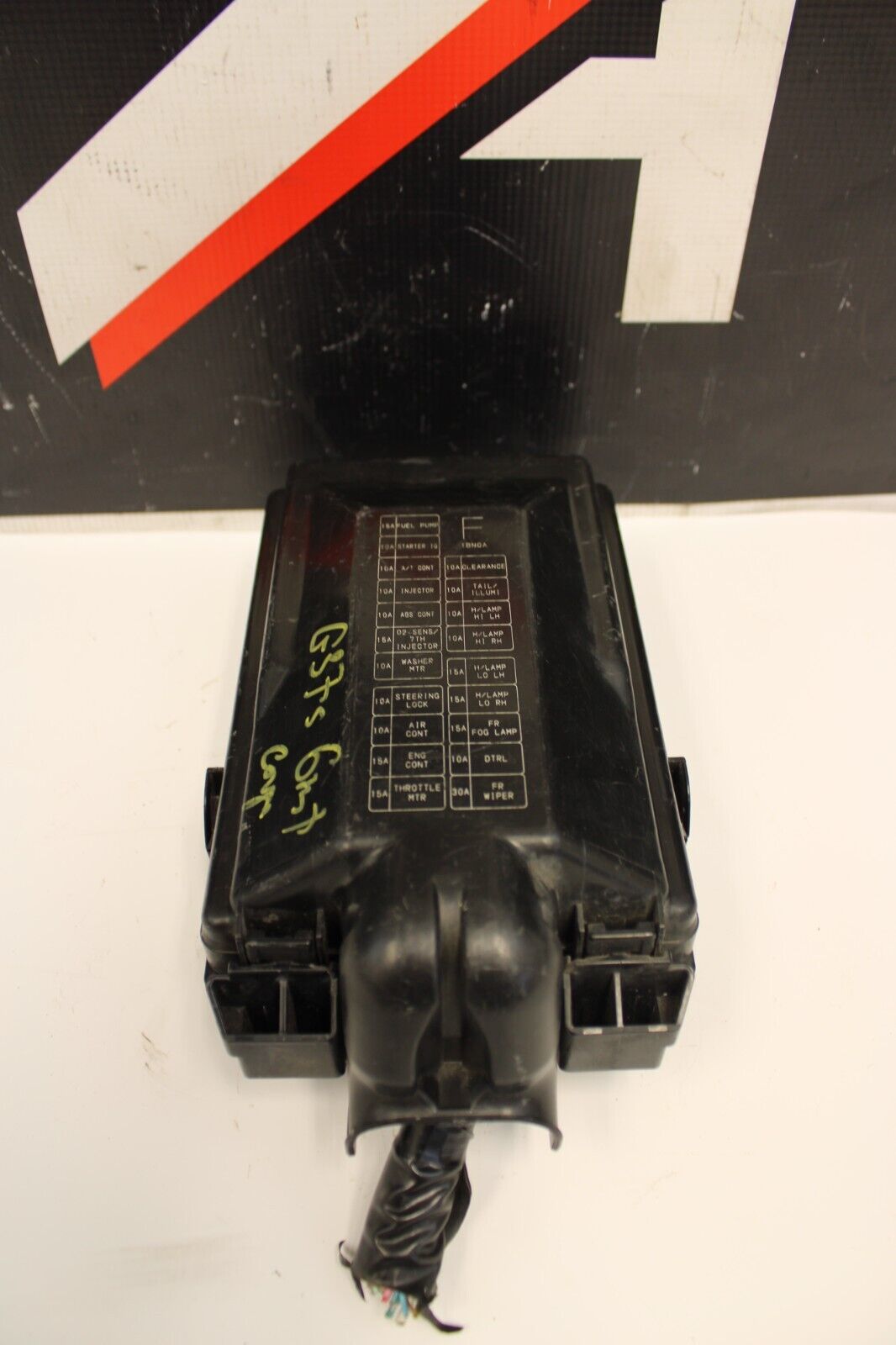 INFINITI G37S Manual OEM FUSE JUNCTION BOX 284B71BN0A