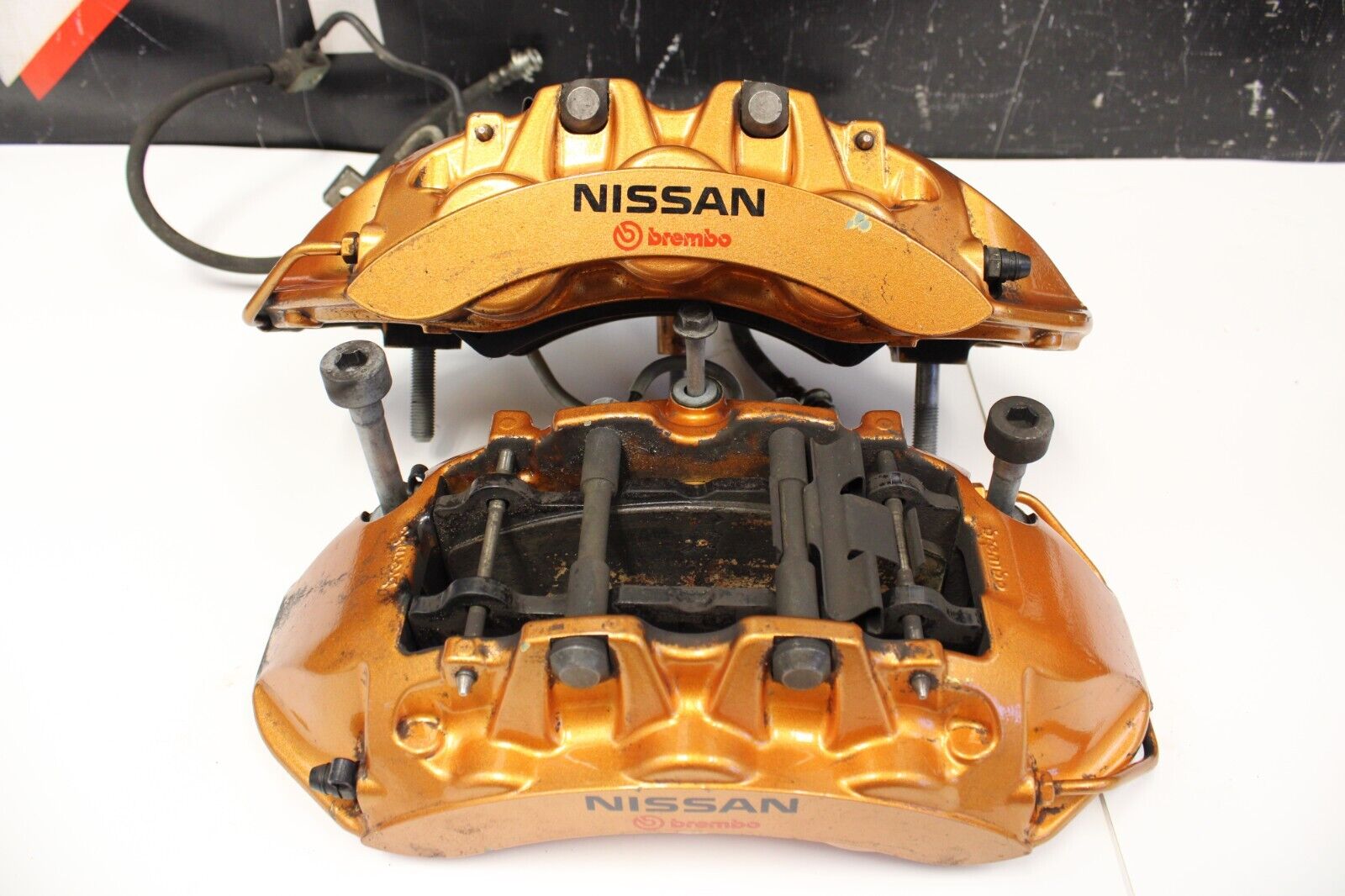 2009 NISSAN GT-R R35 GTR 3.8L VR38 OEM BREMBO FRONT + REAR BRAKE CALIPERS SET