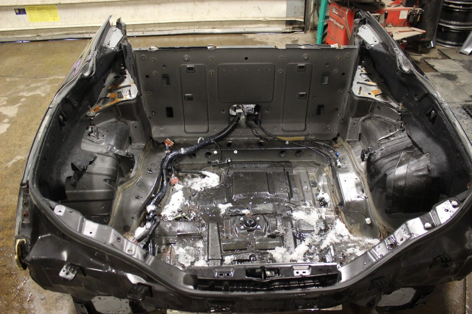 2009-2015 INFINITI G37 Q60 CONVERTIBLE CONV PASSENGER QUARTER PANEL CUT RH