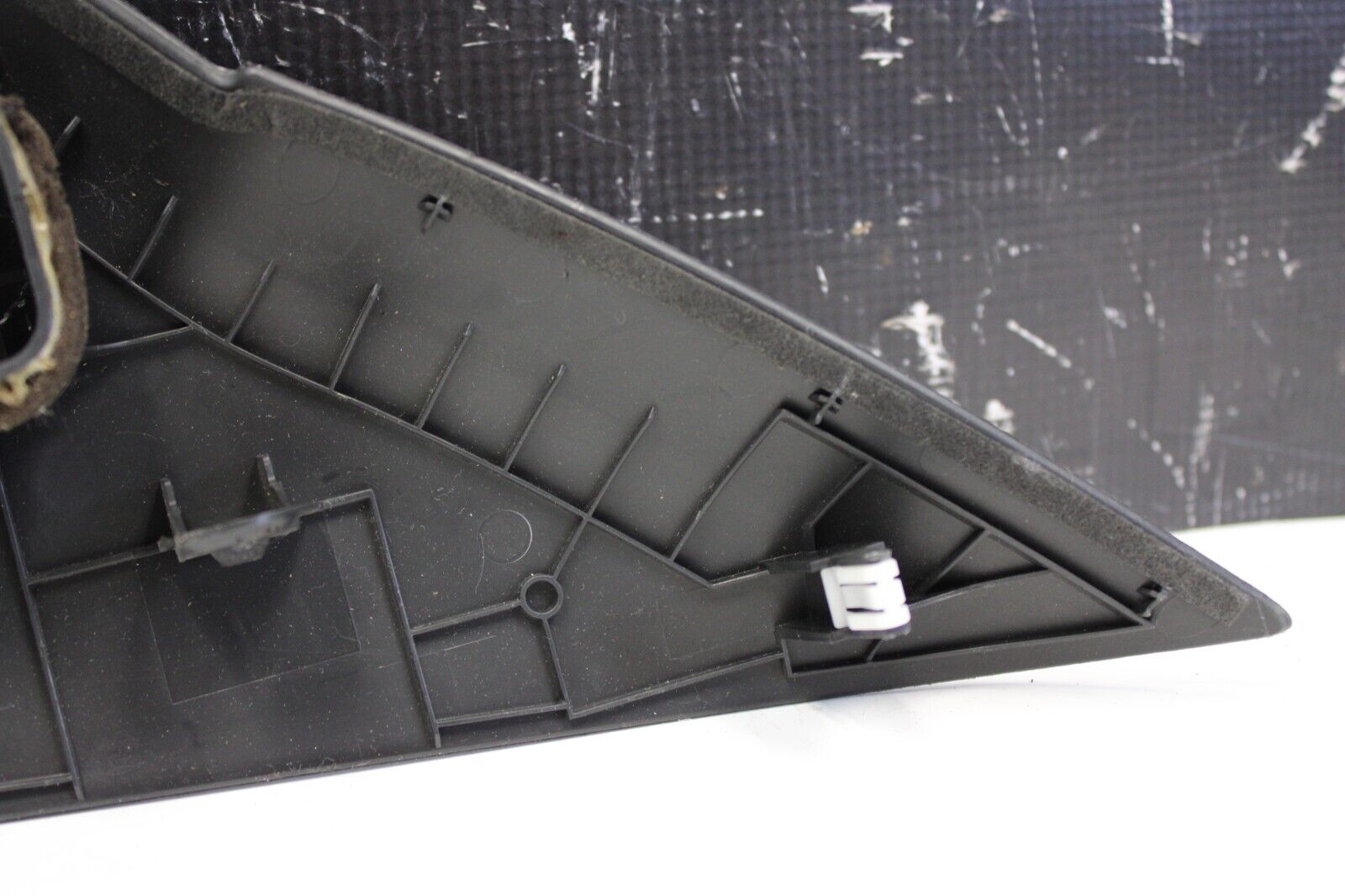 2010 NISSAN R35 GTR RH PASSENGER DASHBOARD DASH SIDE TRIM COVER PANEL