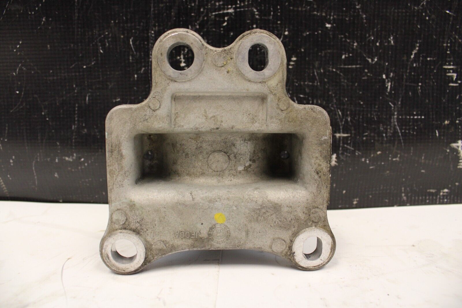 2009-2021 NISSAN R35 GTR CBA Rear ENGINE MOUNT BELLHOUSING MOUNT OEM