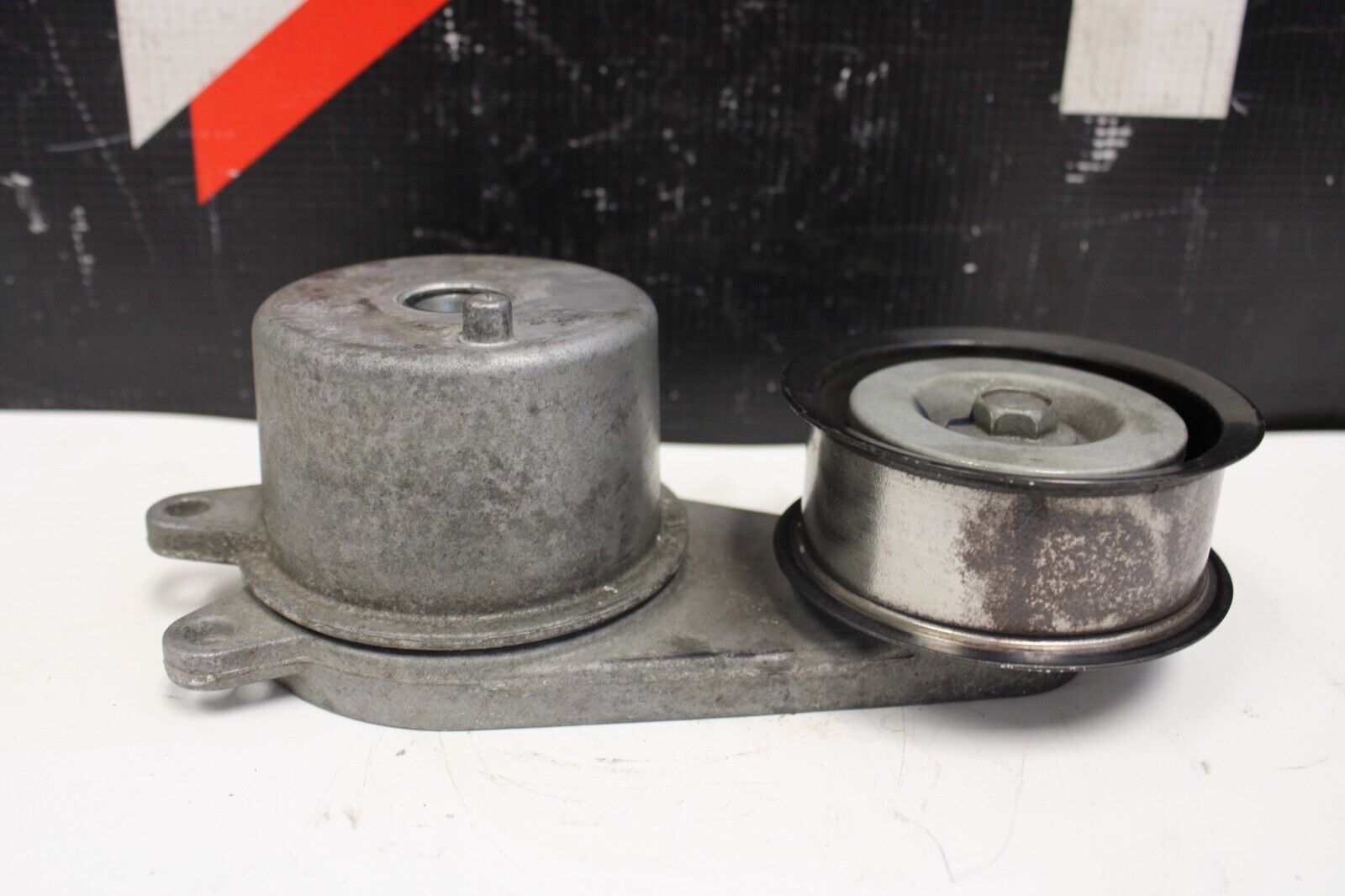 2010 Nissan GT-R R35 VR38DETT Idler Tensioner Pulley GTR OM