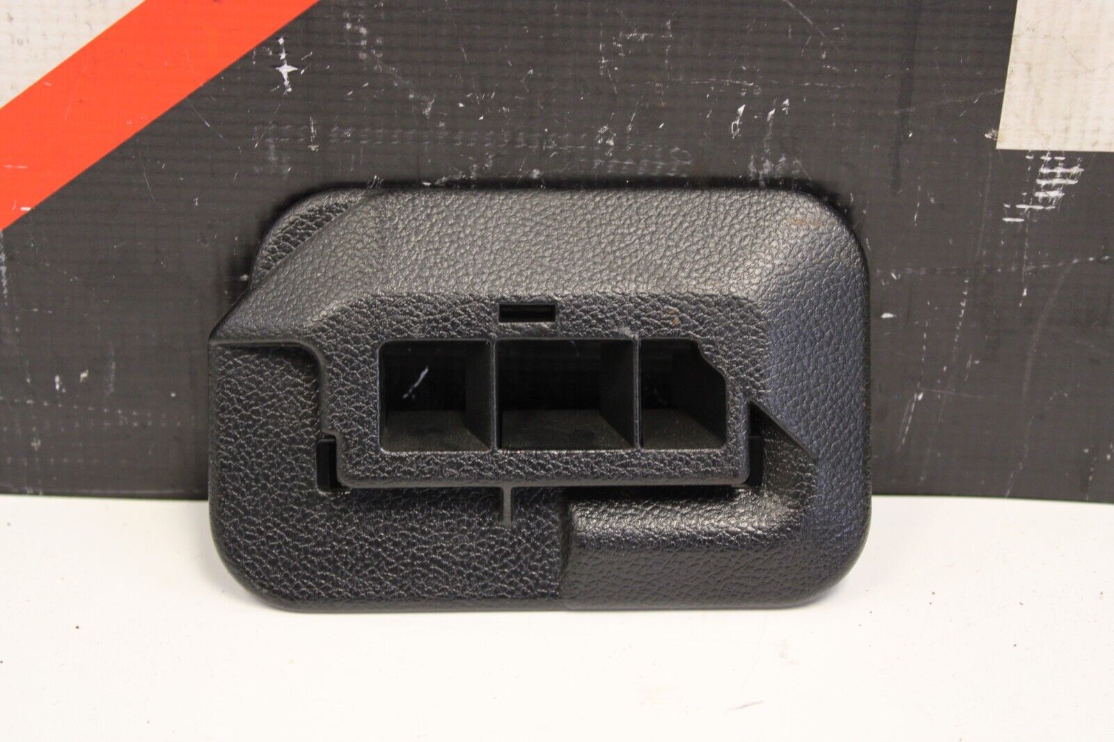 2010 NISSAN R35 GTR CBA LOWER FOOT A/C AIR VENT DUCT TRIM COVER 16K MILES OEM