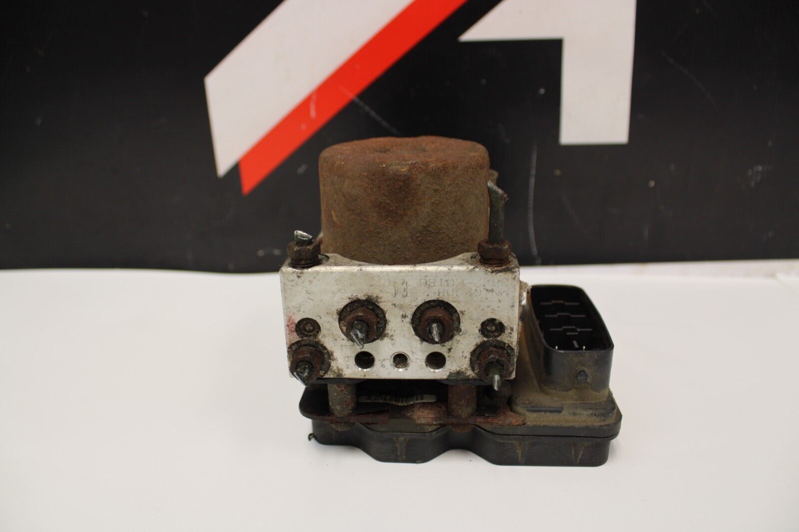 03-06 LANCER EVOLUTION EVO 8 9 VIII IX - ABS PUMP VSA MODULATOR VALVE MODULE