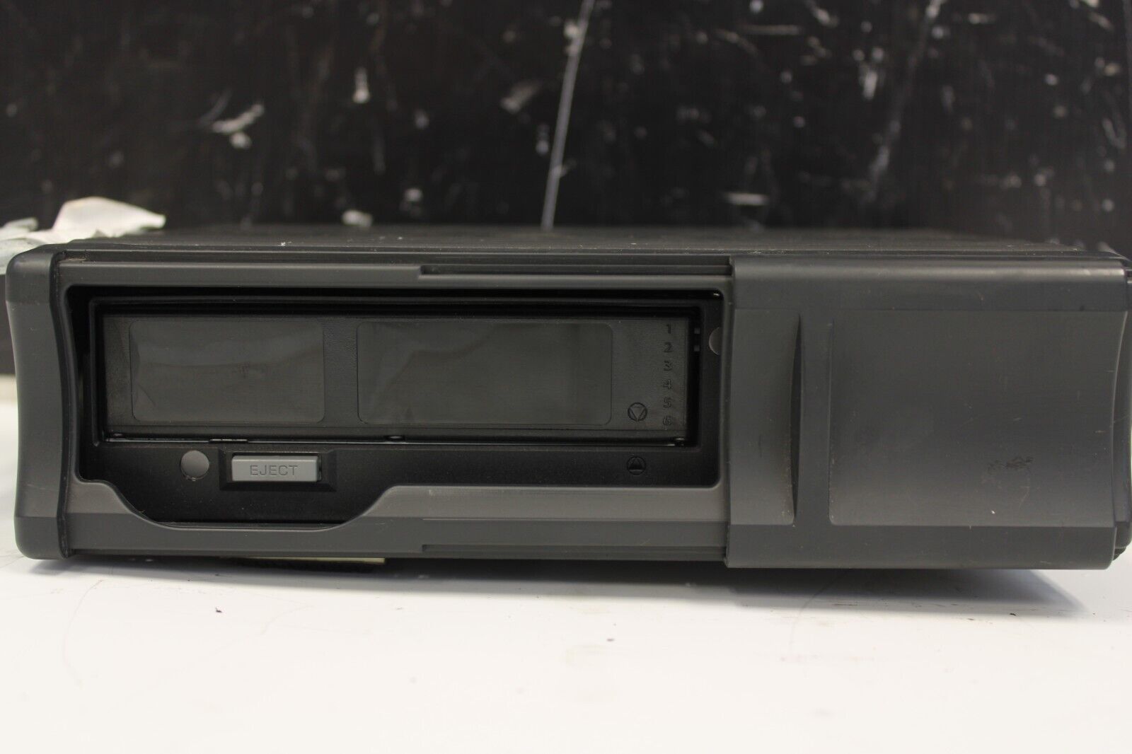 2007 07 2008 08 INFINITI G35 DISC CD CHANGER 28184-JK60A OEM