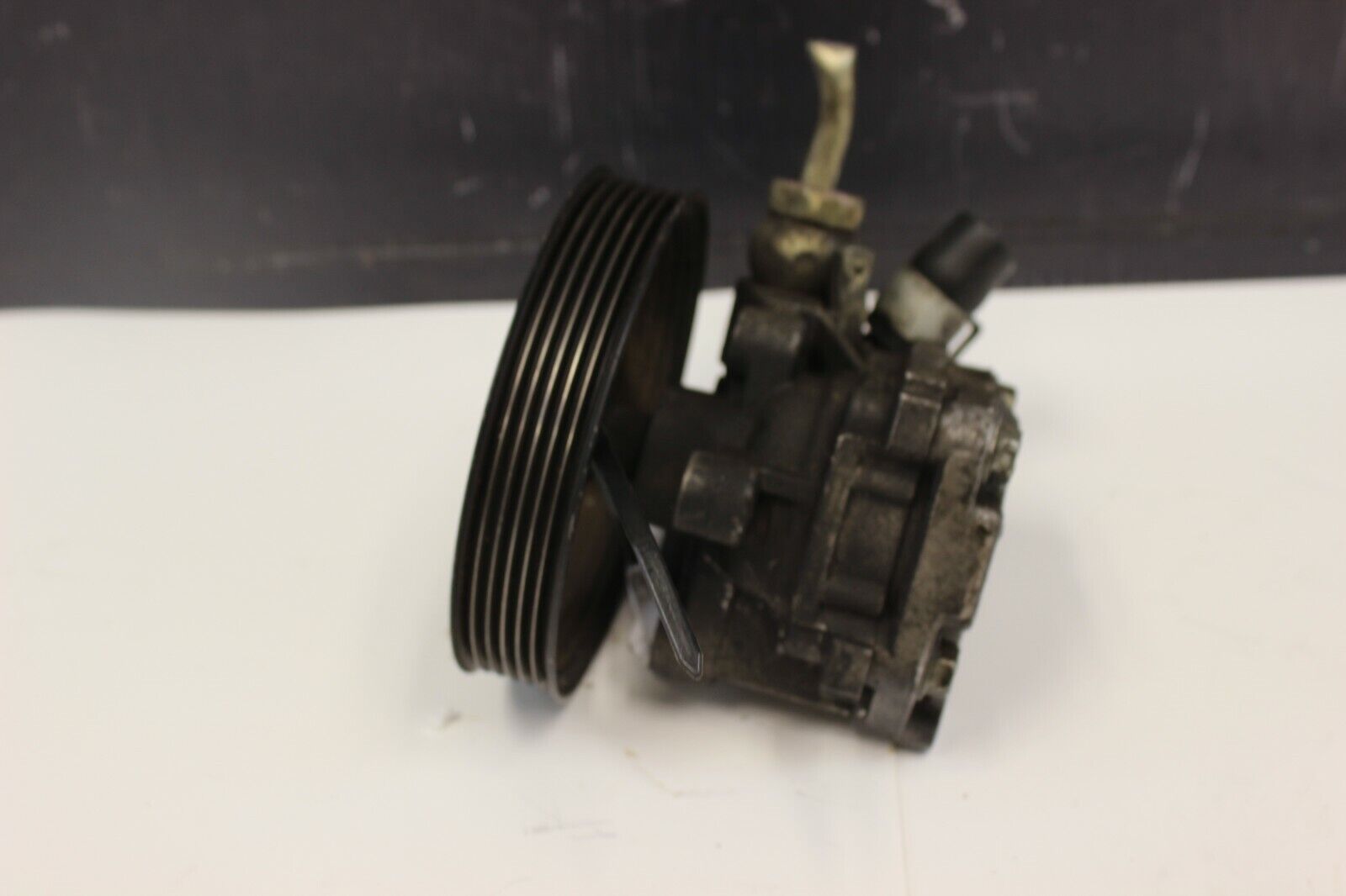 03-06 Infiniti G35 Coupe Power Steering Pump With Pulley OEM