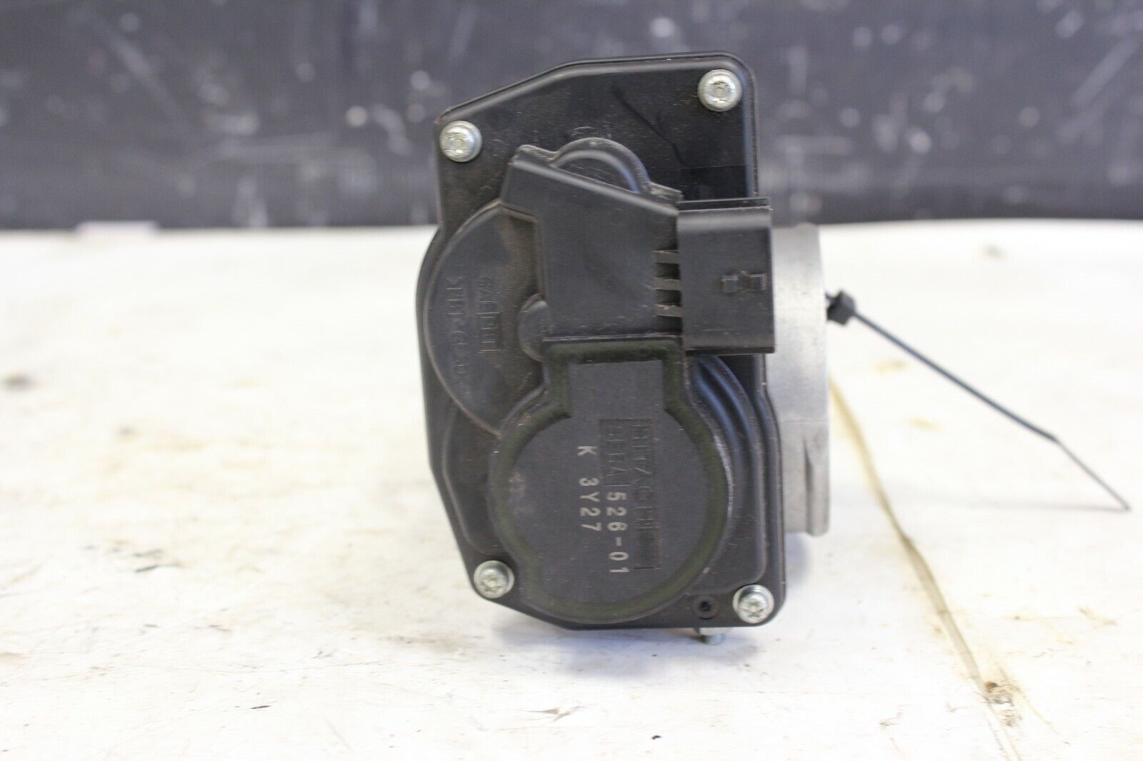 09-19 NISSAN 370Z LEFT HAND DRIVER SIDE THROTTLE VALVE BODY OEM