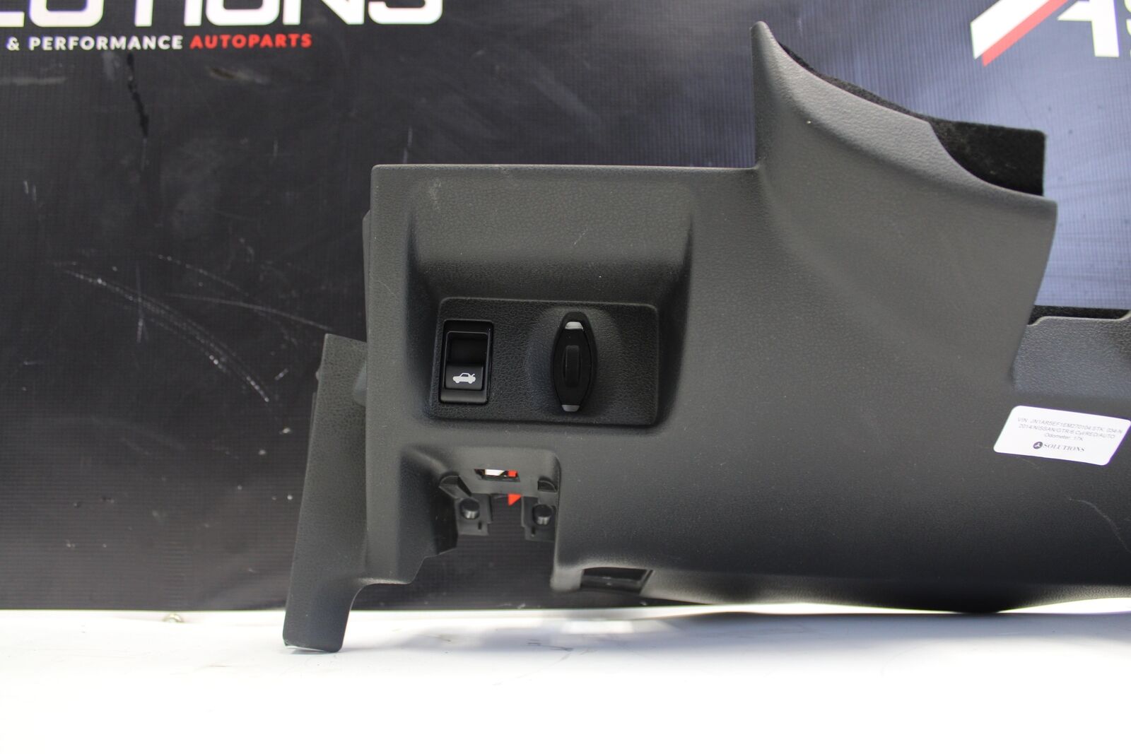 2009-2016 Nissan Gt-R Driver Lower Dashboard Trim Panel 68106-Jf10a