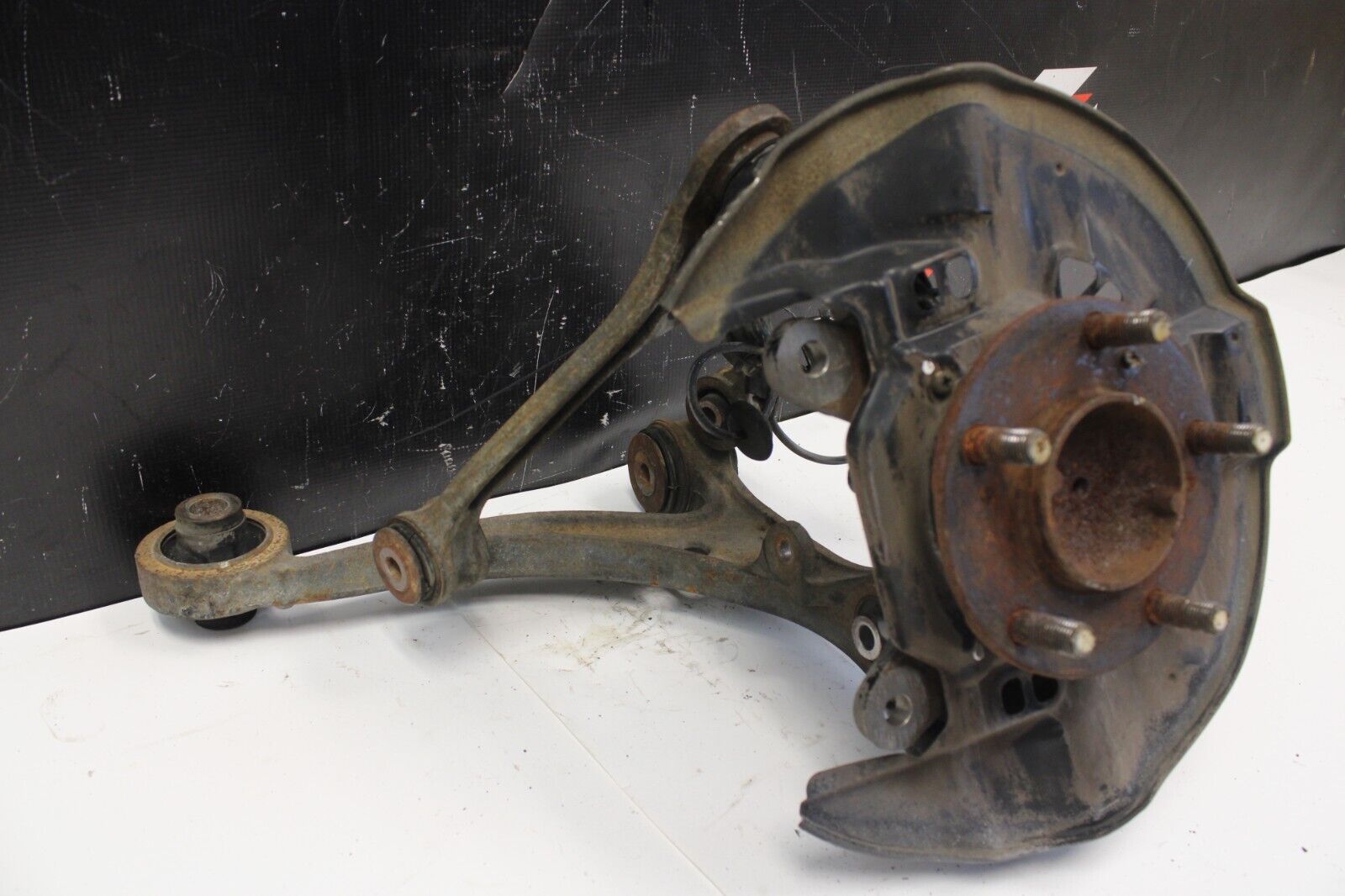 2000-2009 HONDA S2000 AP1 AP2 OEM FRONT RH PASSENGER KNUCKLE SPINDLE KNEE ASSY