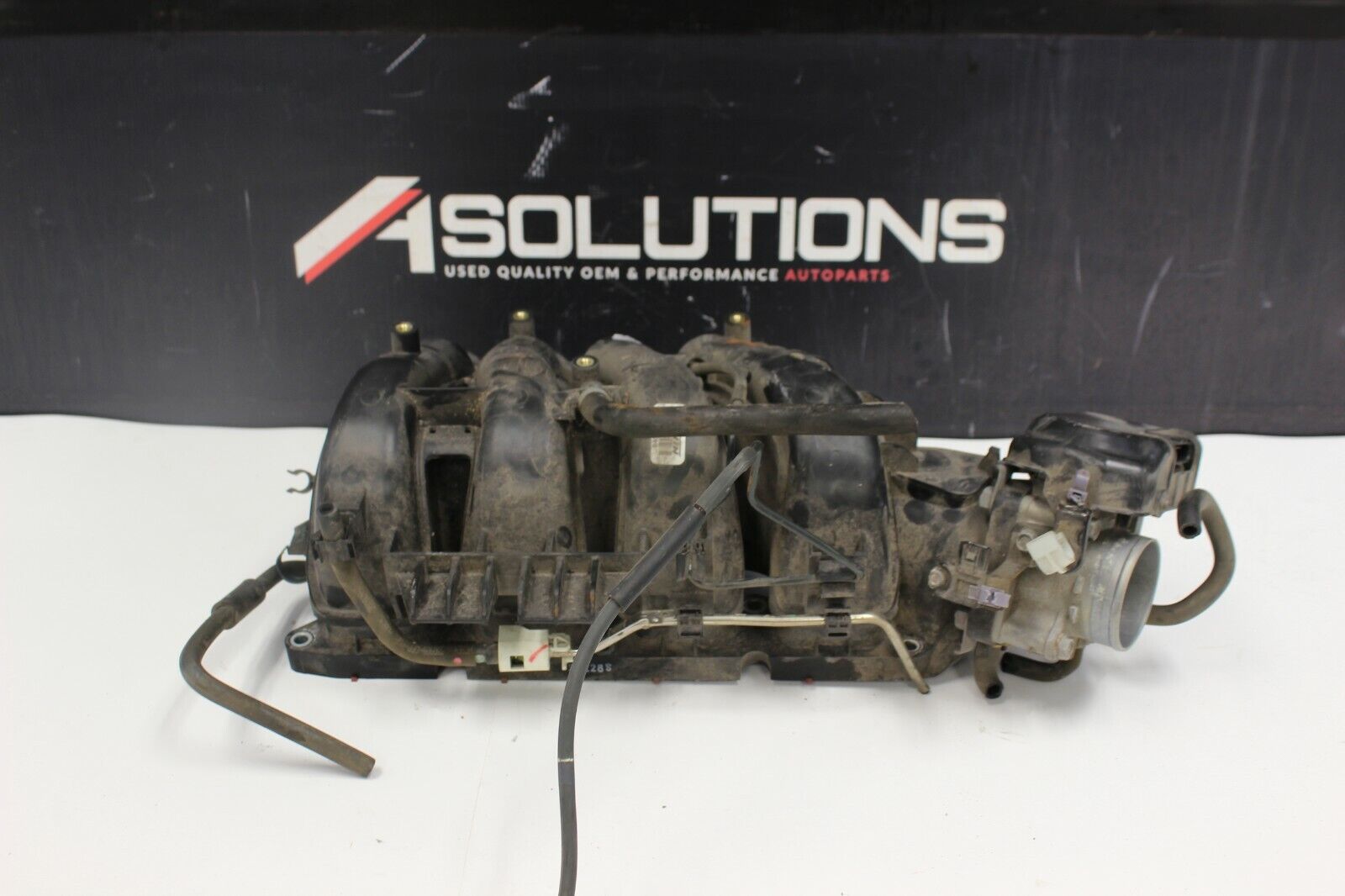 2013-2017 HONDA  ACCORD 2.4L INTAKE MANIFOLD OEM USED WITH THROTTLE BODY