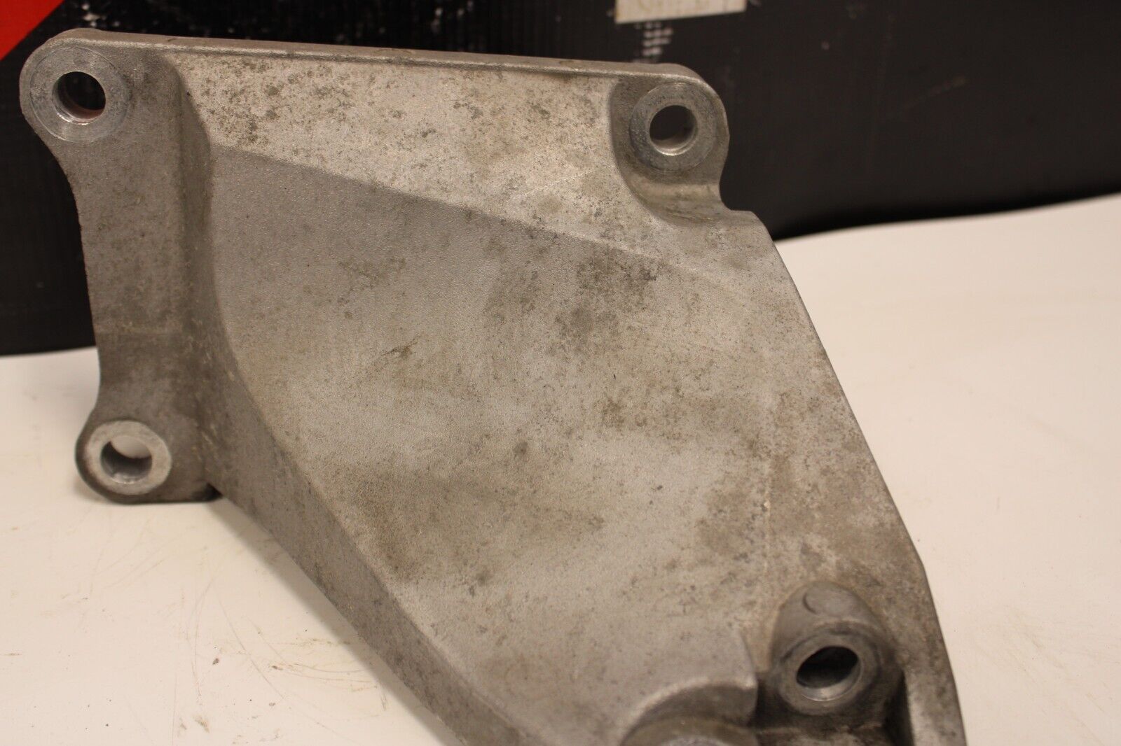 09-15 NISSAN GT-R GTR R35 VR38 ENGINE MOTOR MOUNT BRACKET PASSENGER RIGHT