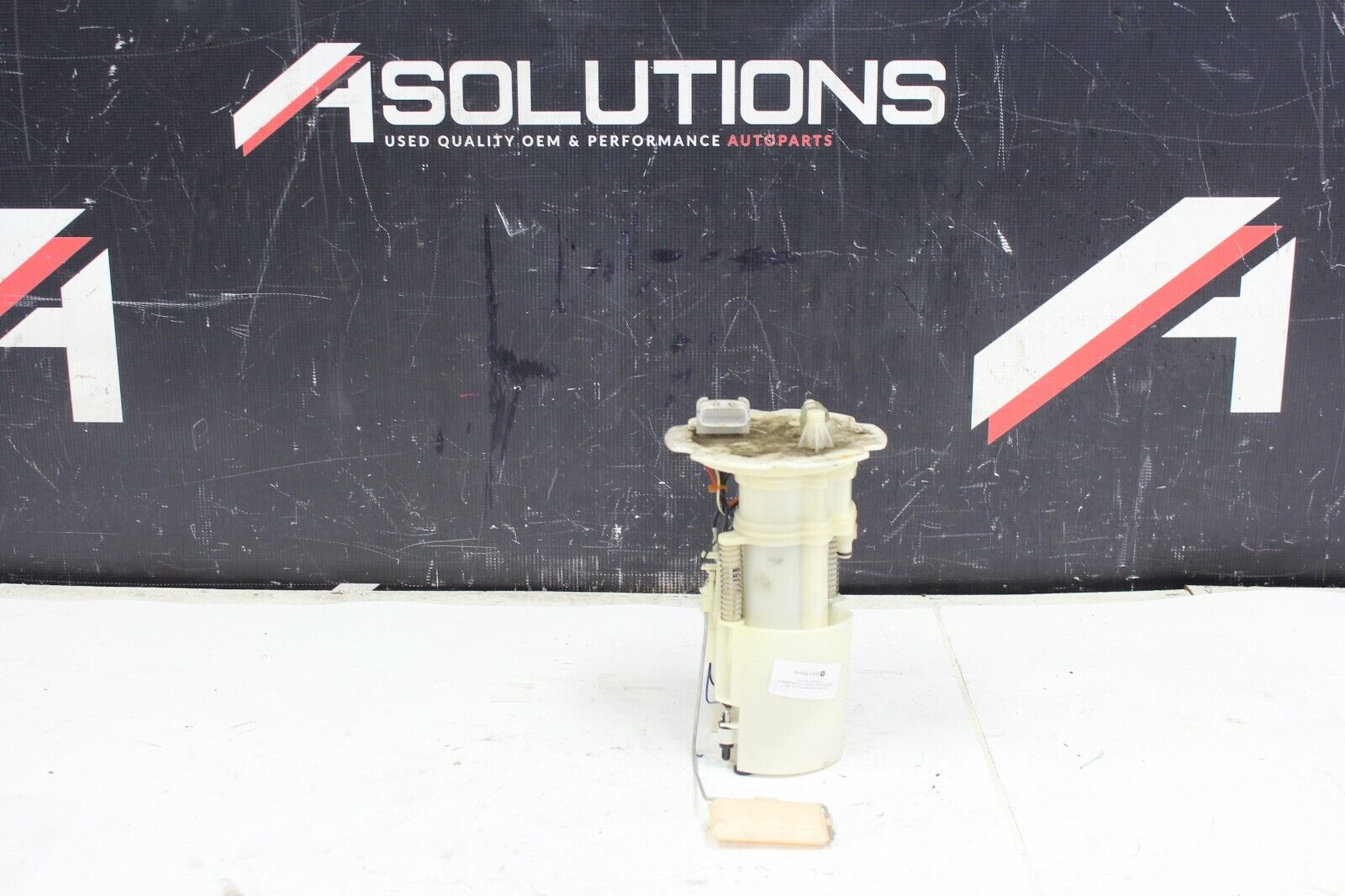 2005 - 2007 INFINITI G35 COUPE FUEL PUMP ASSEMBLY OEM
