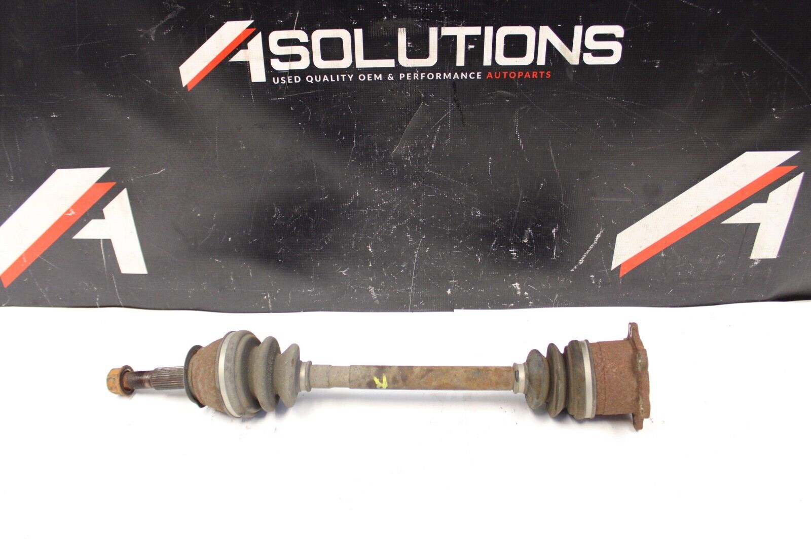 03-08 Nissan 350z/g35 rear drive axle shaft right passenger side OEM