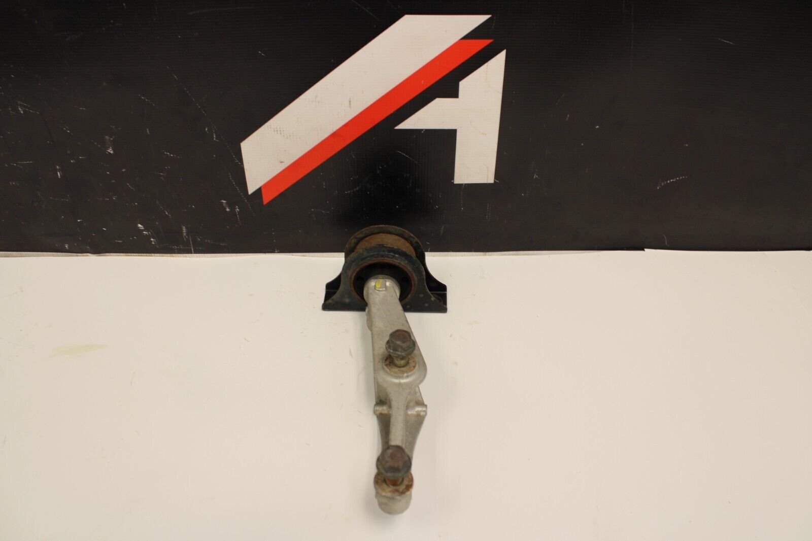 00-09 HONDA S2000 S2K OEM RH RIGHT PASSENGER FRONT DIFF DIFFERENTIAL MOUNT