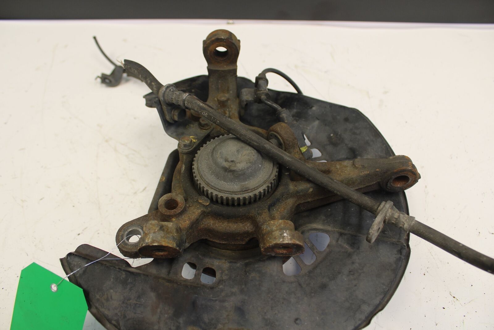 2006 HONDA S2000 AP2 OEM DRIVER FRONT HUB KNUCKLE KNEE