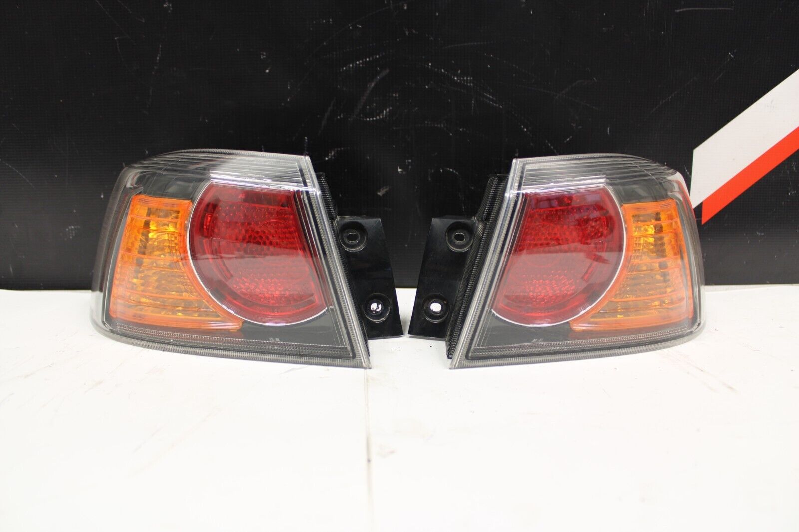 2008-2015 Mitsubishi Lancer Ralliart Rear Outer Tail Light Set TAILLIGHTS OEM