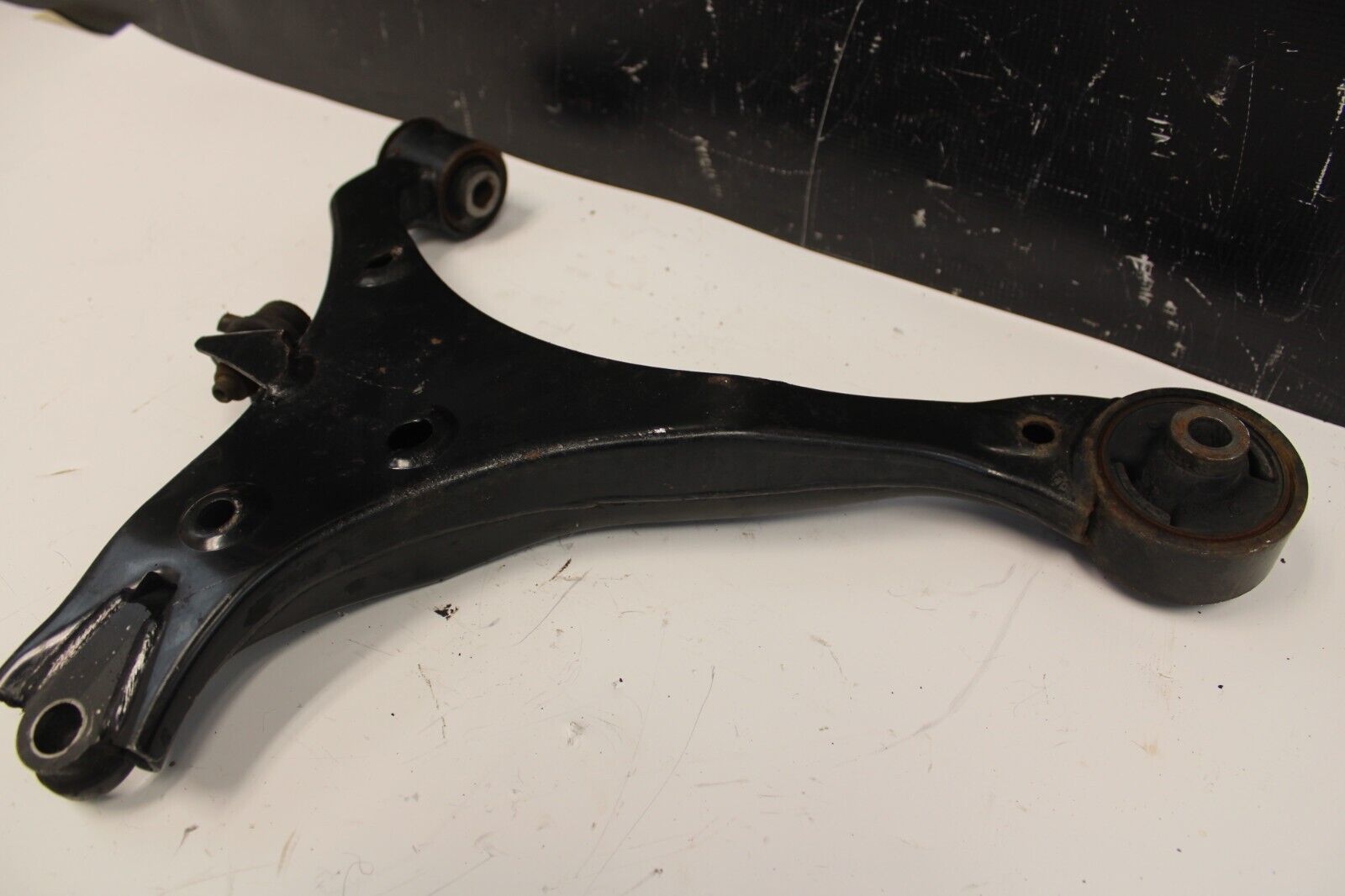 02-04 ACURA RSX TYPE S FRONT LOWER CONTROL ARM - DRIVER LEFT - OEM FACTORY