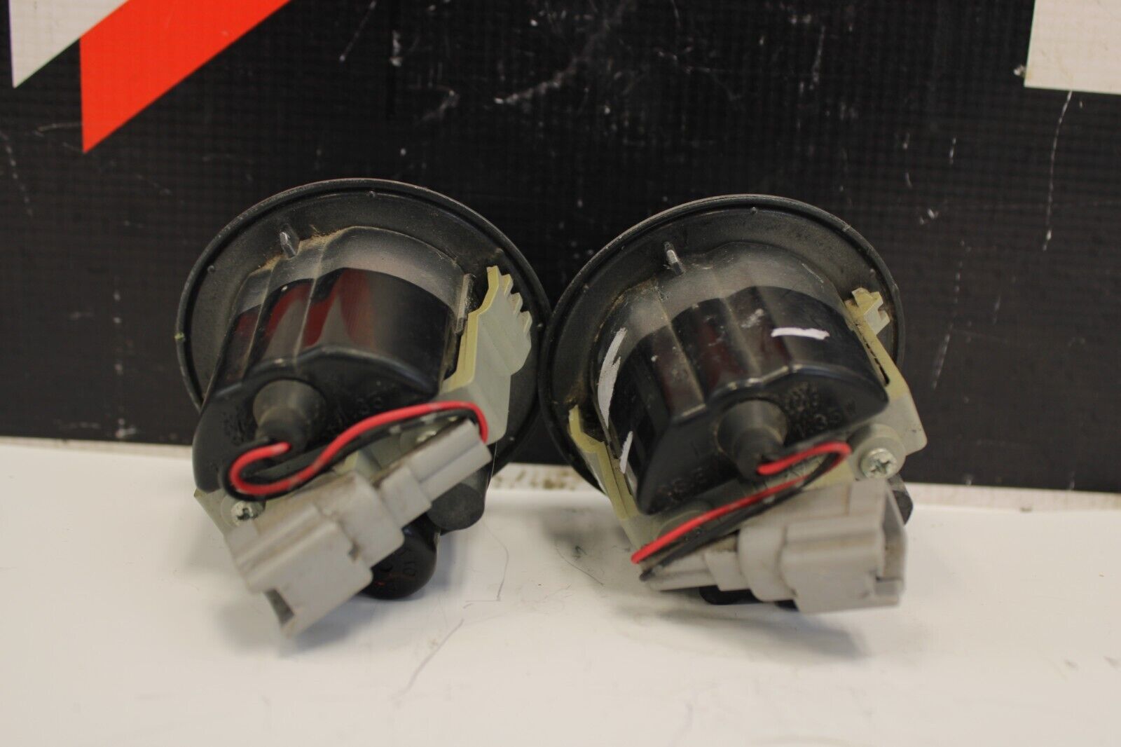 2016 NISSAN 370Z Fender Emblems Both Sides L&R